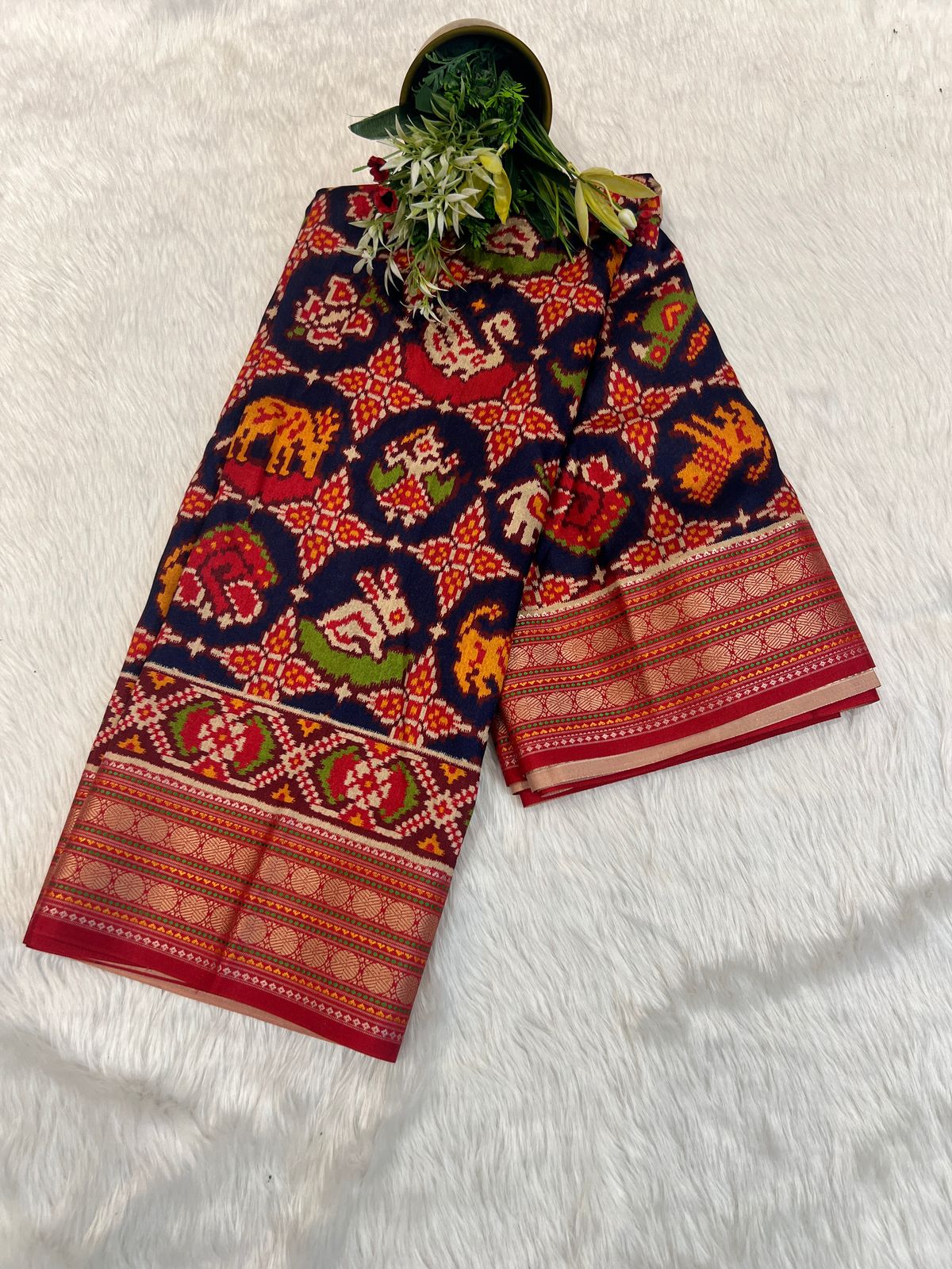 π¦ Double Ikat Patola Saree with Animal & Bird Designs | Affordable Traditional Elegance at βΉ2050 π¦
