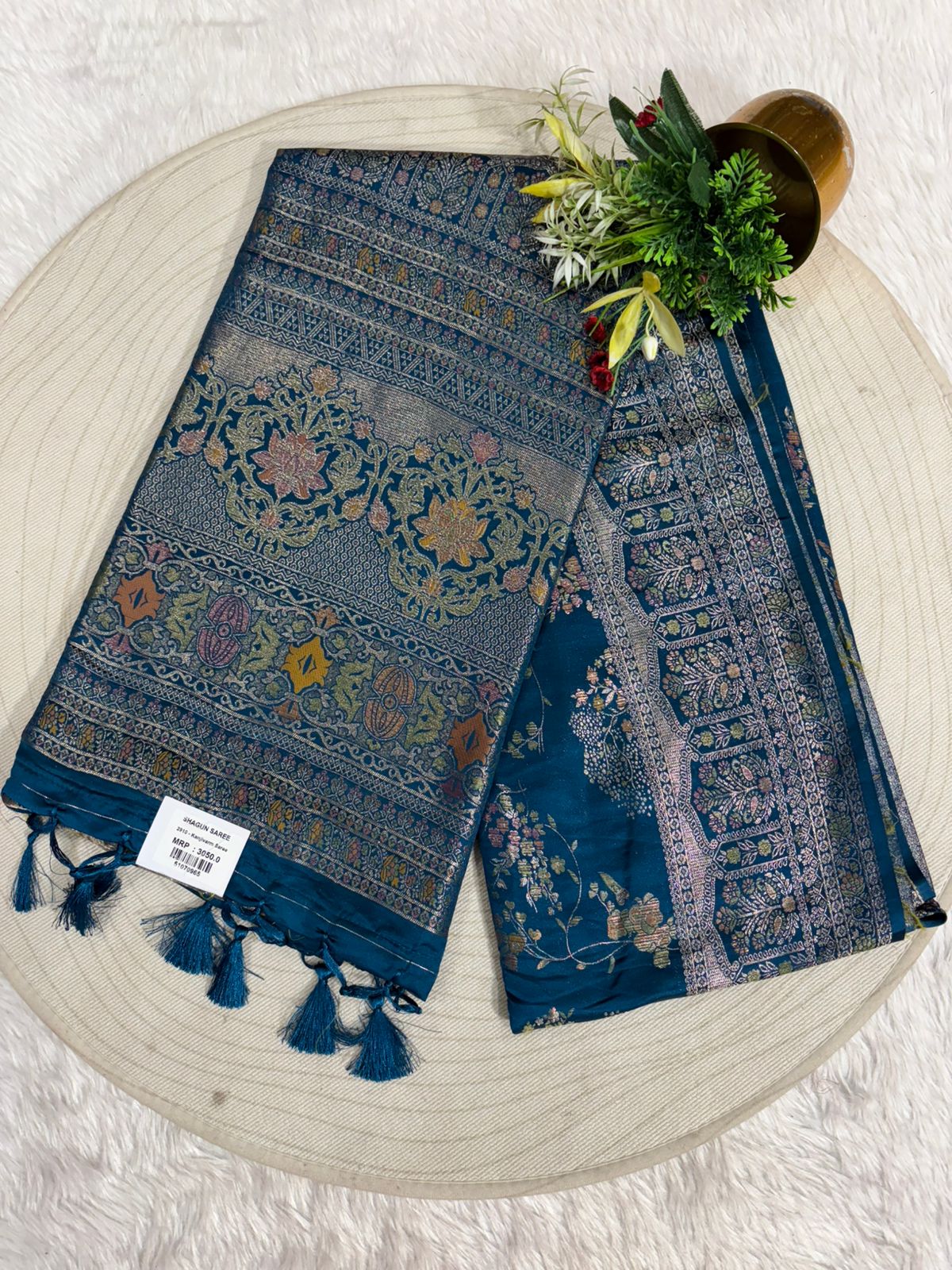 Elegant Kanjivaram Silk Saree with Rich Zari Work & Temple Motifs β Wedding & Festive Wear by Shagun Sarees β¨