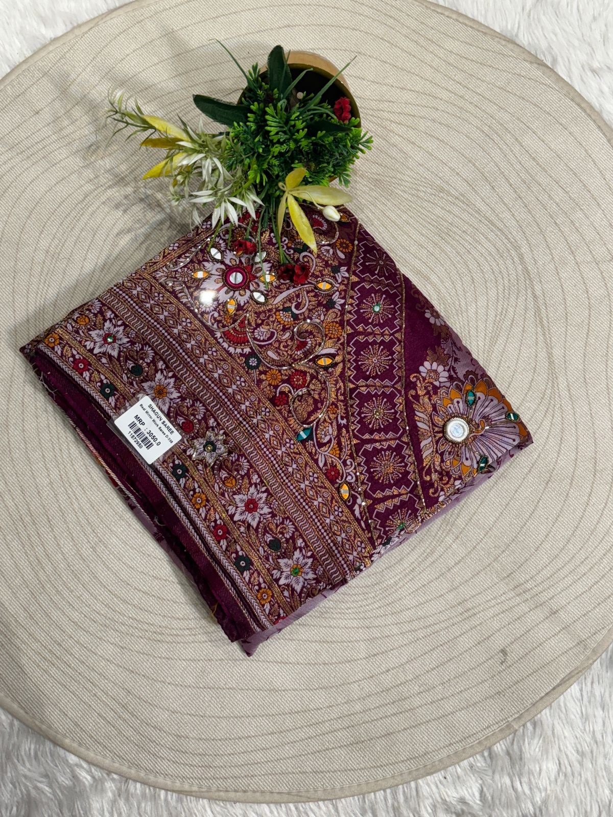 Elegant Saree with Heavy Pallu Work, Lagdi Patta, Latkan, Dhaga & Mirror Work β¨πΈ