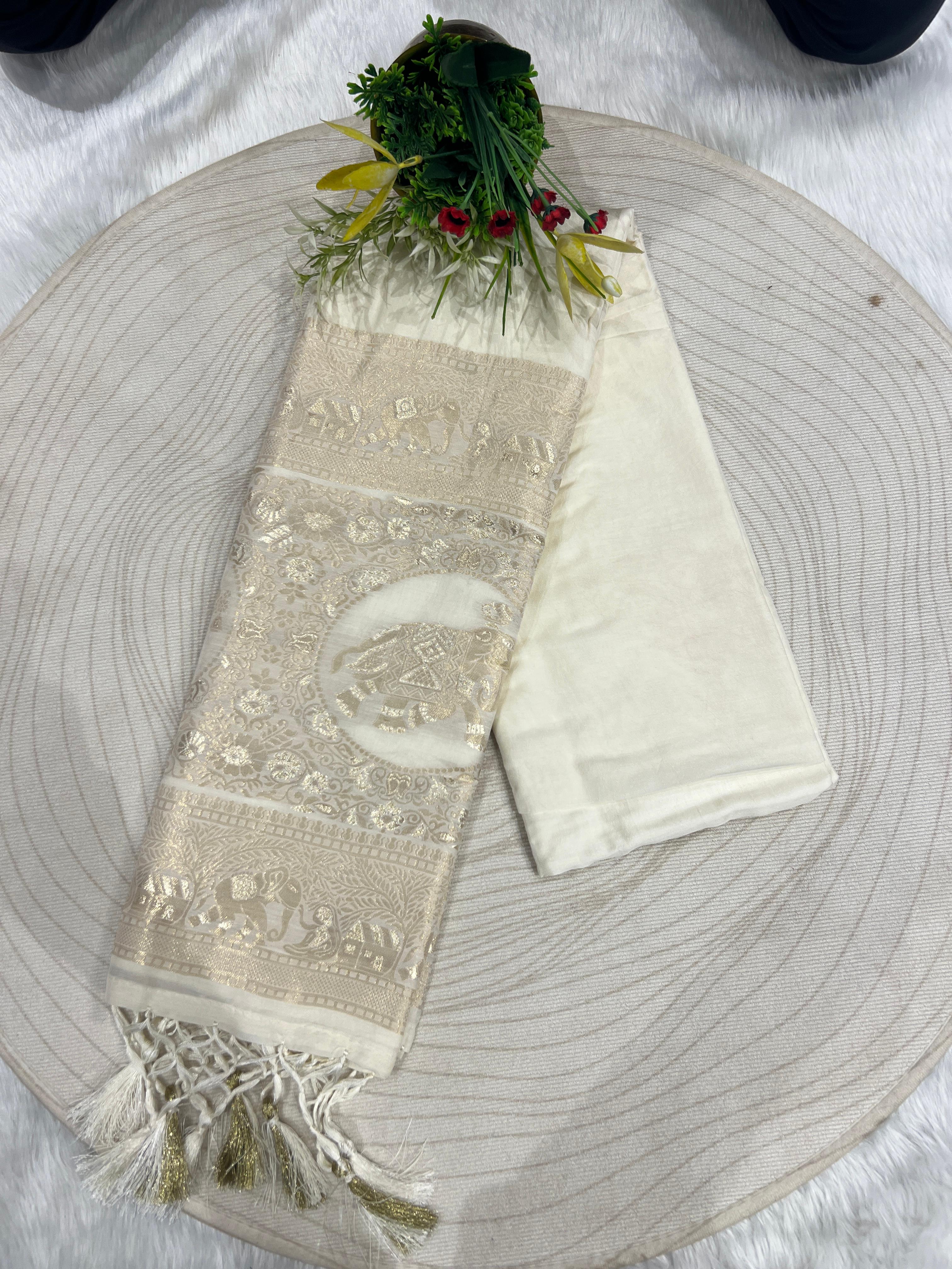 ✨ Gorgeous Soft Silk Saree with Designer Pallu & Shiny Work | Elegant Galaborder with Big Jula Latkan 💫