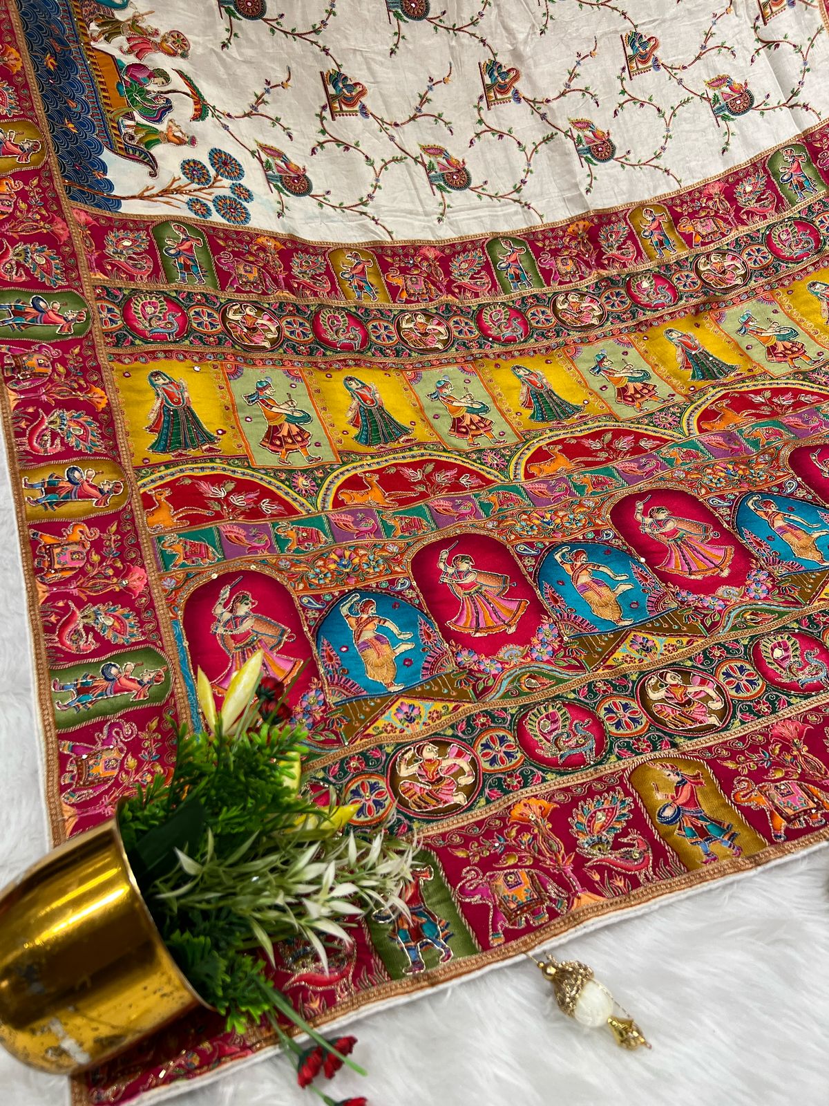 🌸 Royal Pashmina Saree with Jardoshi & Mirror Work ✨ | Elephant 🐘 & Floral Motifs | Heavy Pallu & Boat Border 🚤 | Festive & Function Ready 💃