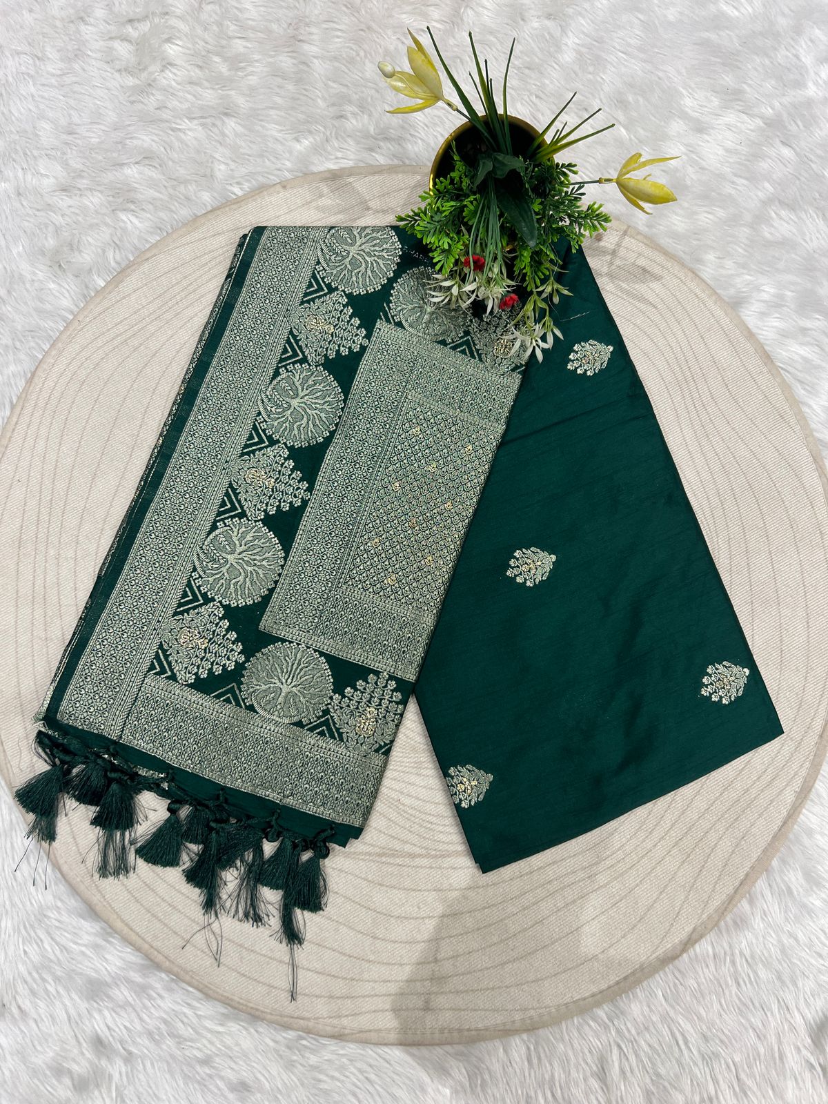 🌟 Gala Border Saree with Unique Embroidery | Multi-Color Elegance 🌈 | Festive & Bridal Special 👑