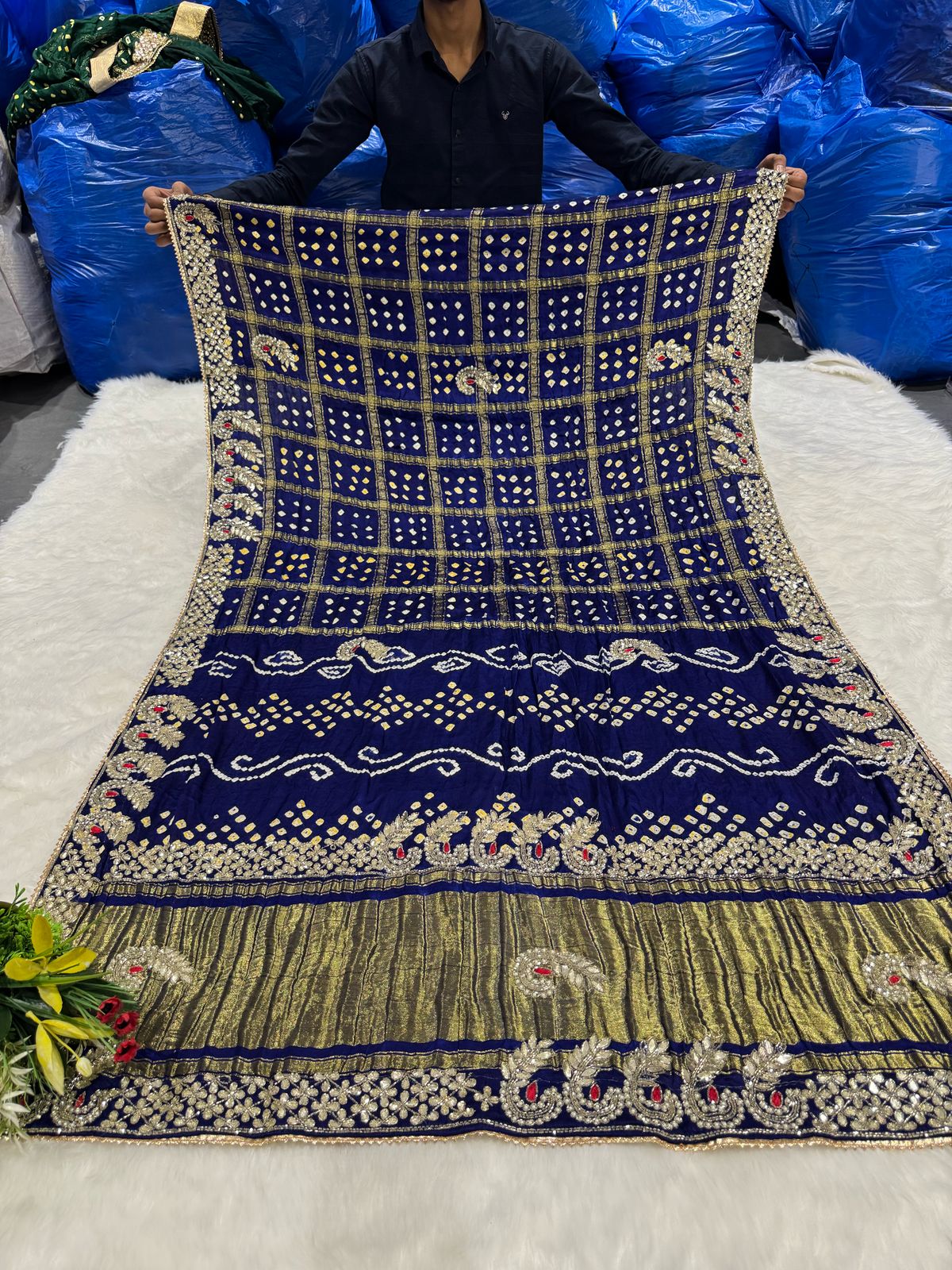 ✨ Traditional Gaji Silk Saree with Gota Patti Border & All-Over Checks 🧵 | Pure Elegance from Gujarat 🇮🇳