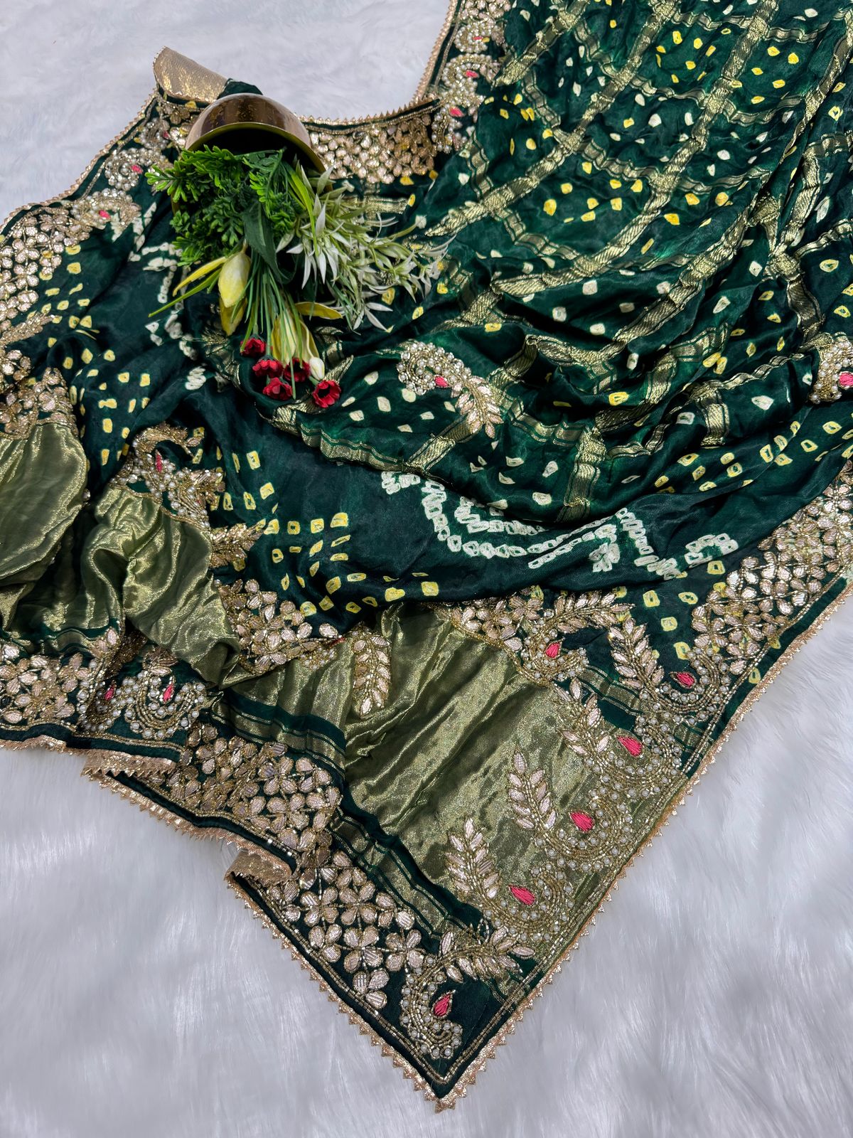 ✨ Traditional Gaji Silk Saree with Gota Patti Border & All-Over Checks 🧵 | Pure Elegance from Gujarat 🇮🇳