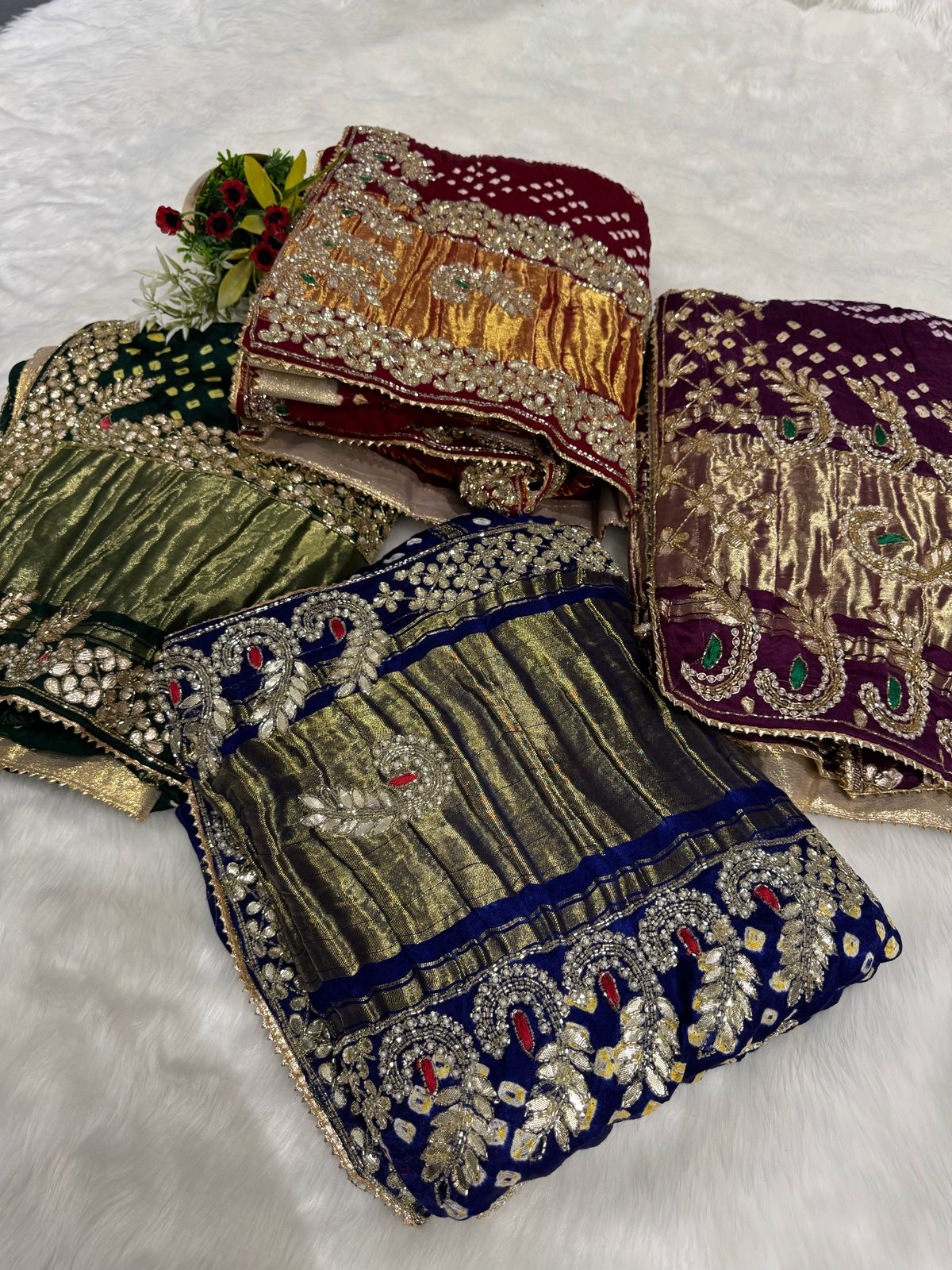 ✨ Traditional Gaji Silk Saree with Gota Patti Border & All-Over Checks 🧵 | Pure Elegance from Gujarat 🇮🇳