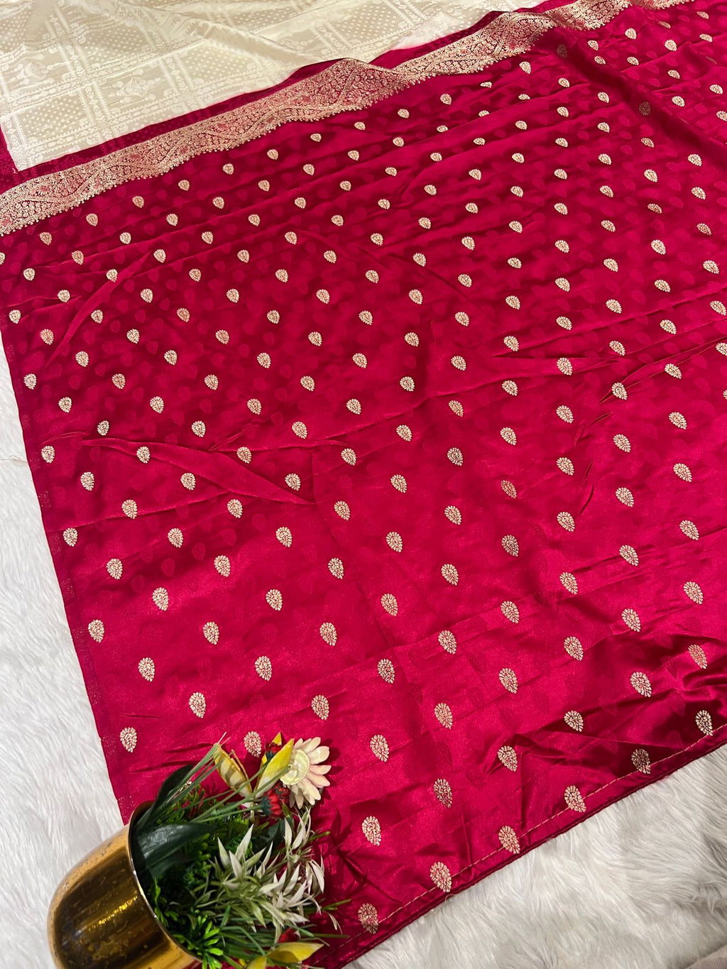 💫 Bandhani Gharchola Saree with Lagdi Patto & Latkan | Heavy Dual-Tone Pallu | Designer Border 🧵✨