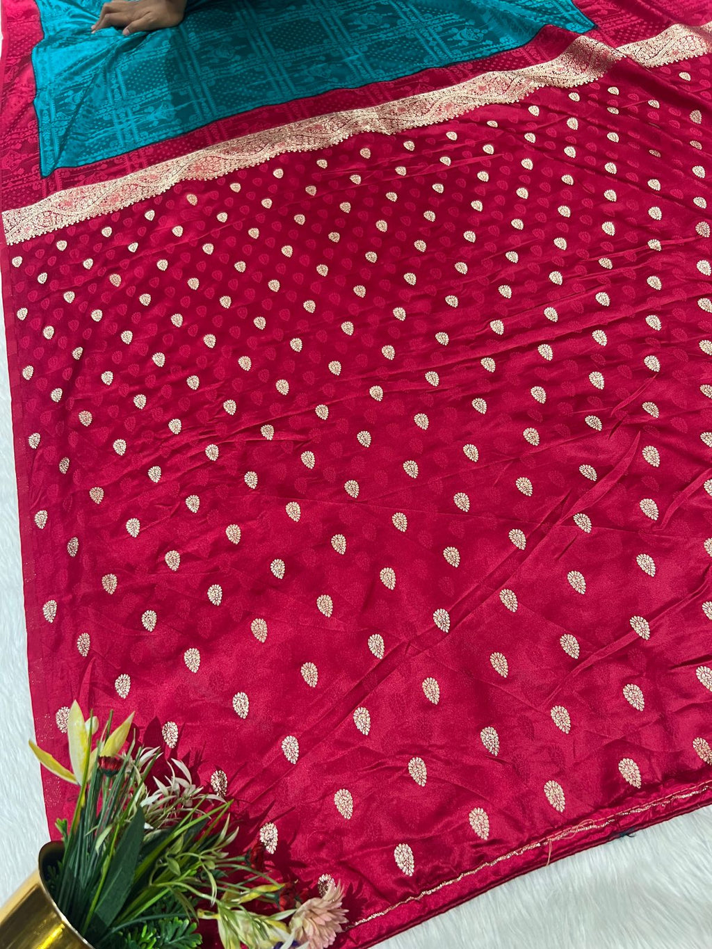 💫 Bandhani Gharchola Saree with Lagdi Patto & Latkan | Heavy Dual-Tone Pallu | Designer Border 🧵✨