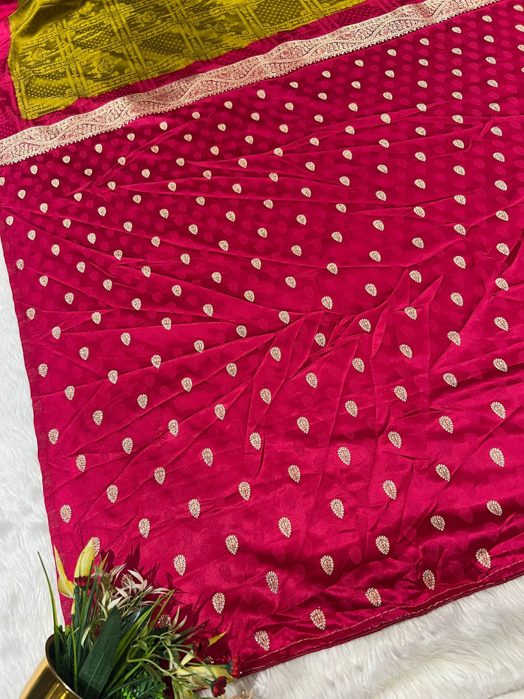 💫 Bandhani Gharchola Saree with Lagdi Patto & Latkan | Heavy Dual-Tone Pallu | Designer Border 🧵✨