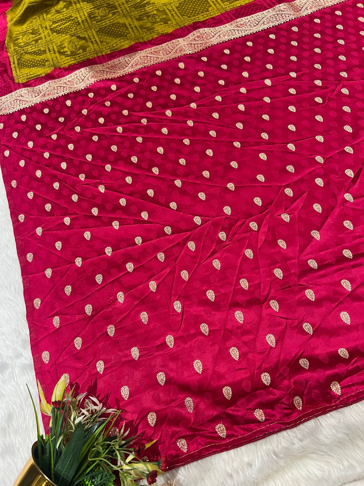 💫 Bandhani Gharchola Saree with Lagdi Patto & Latkan | Heavy Dual-Tone Pallu | Designer Border 🧵✨
