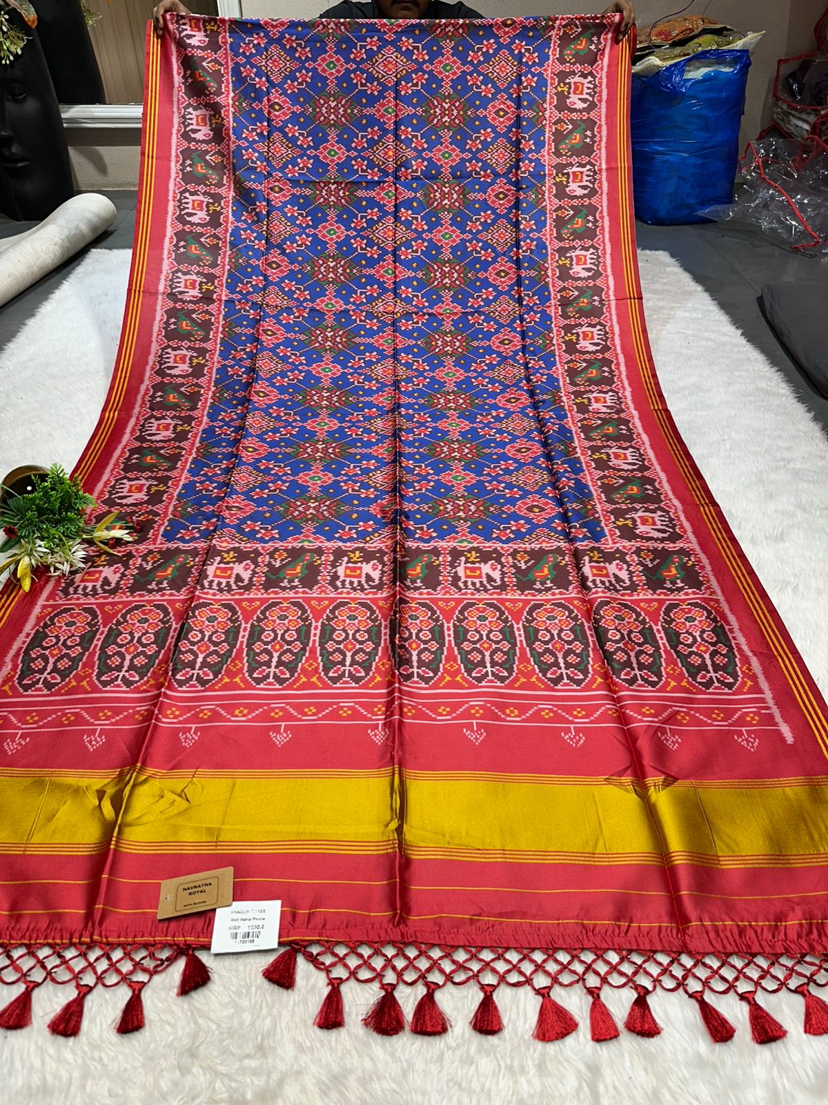 ✨ Traditional Patola Print Saree with Elephant & Parrot Motifs | Budget-Friendly Ethnic Wear by Shagun Sarees 🧵