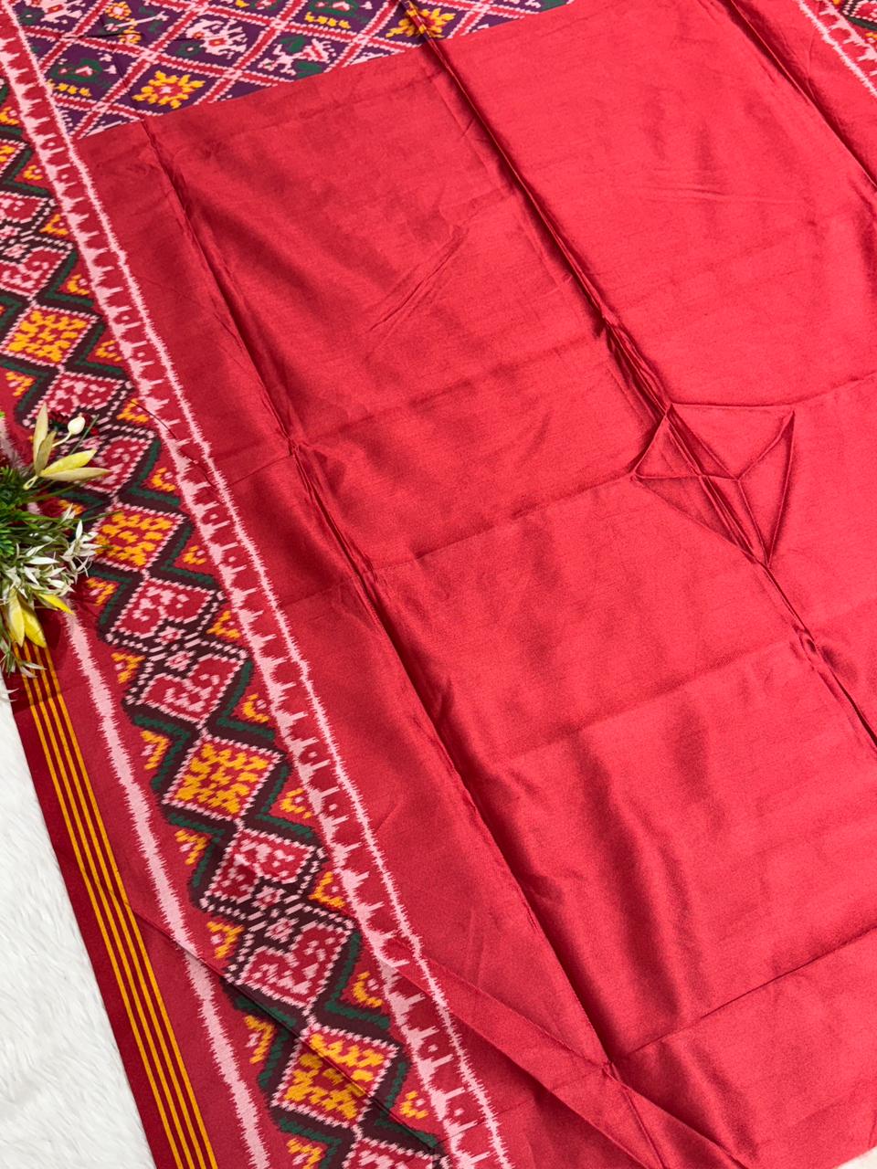 Vibrant Patola Style Saree with Traditional Ikat Motifs | Elegant Daily & Festive Wear by Zankhi Boutique 🌺