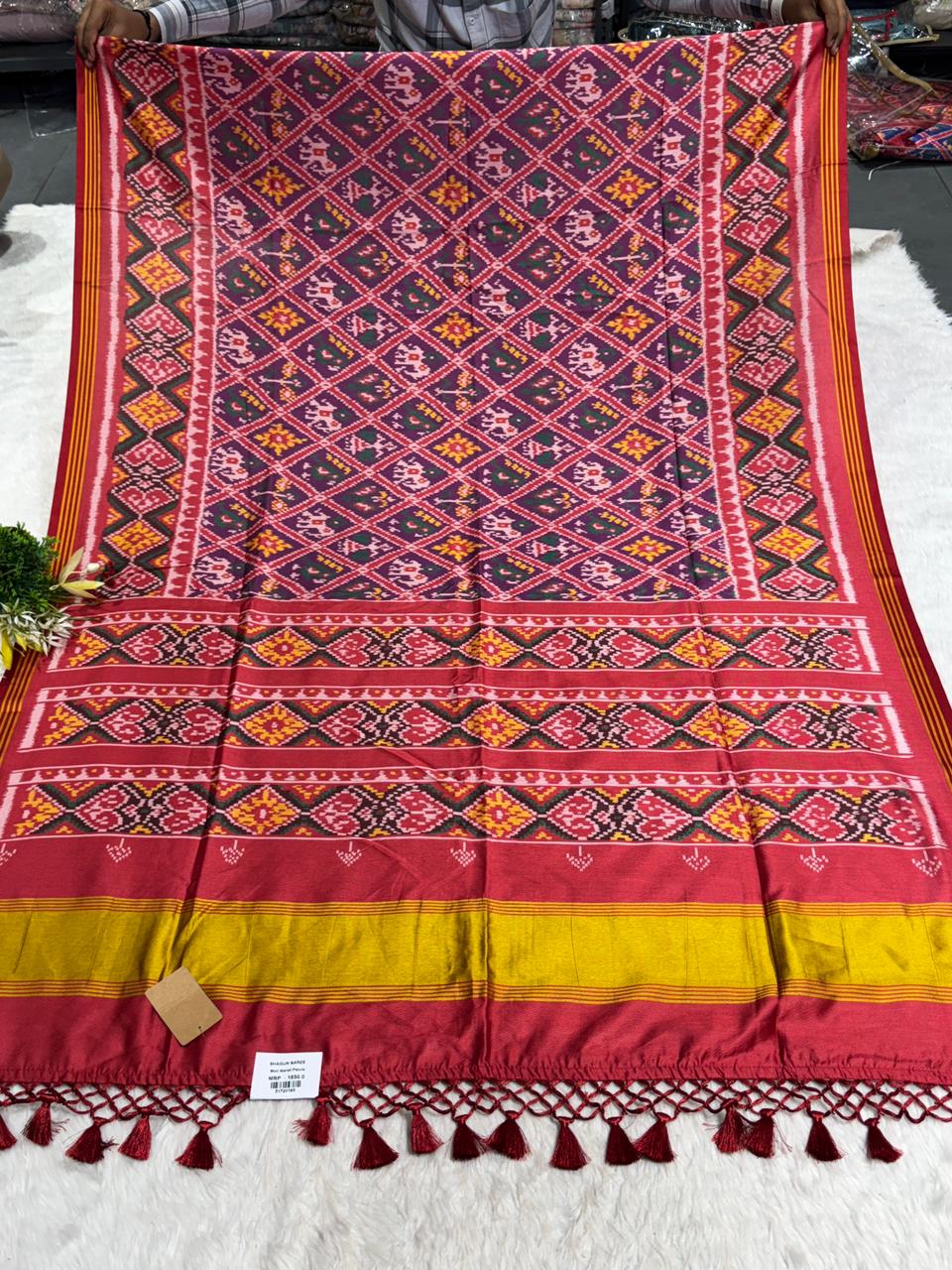 Vibrant Patola Style Saree with Traditional Ikat Motifs | Elegant Daily & Festive Wear by Zankhi Boutique 🌺