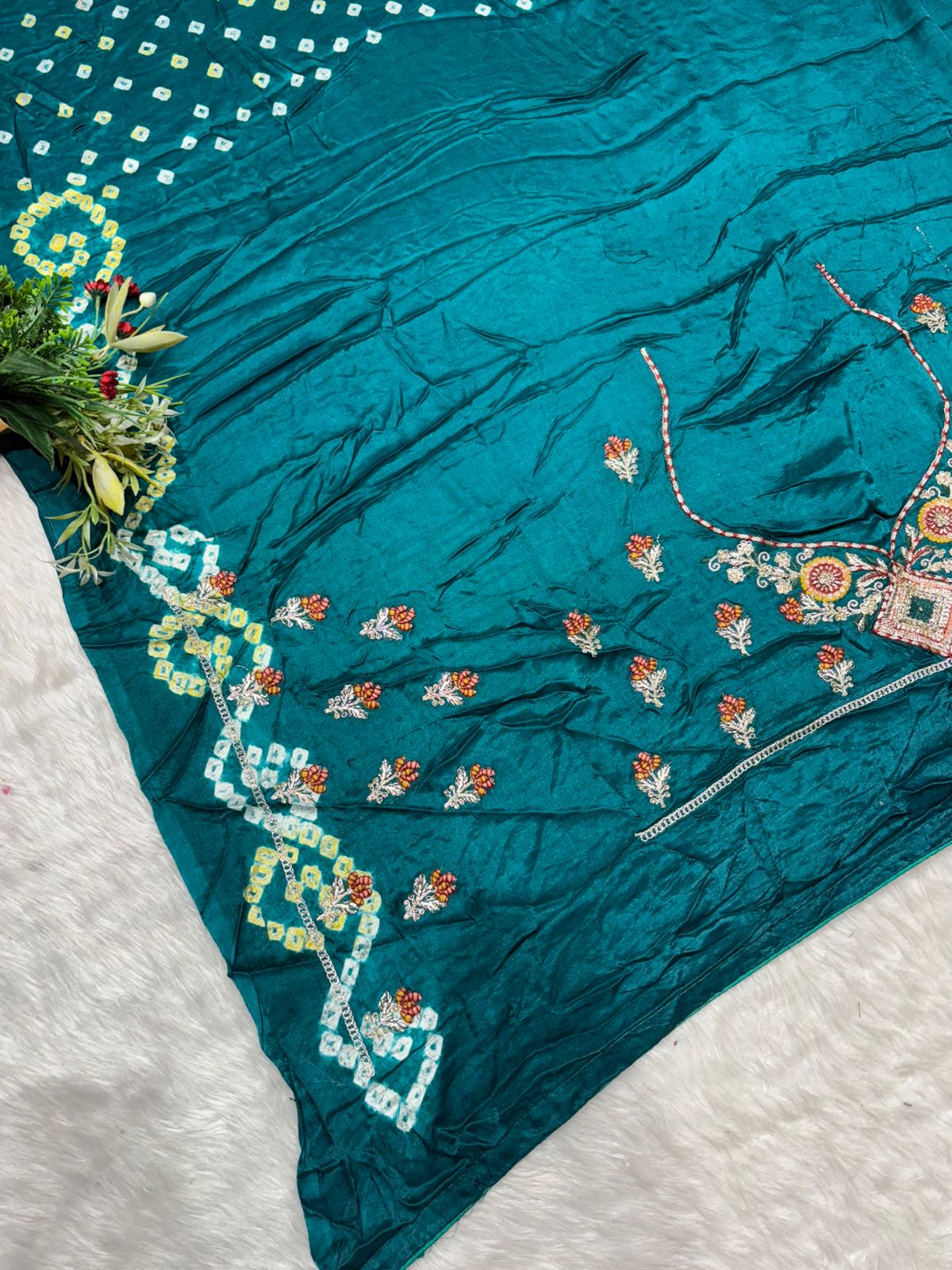 🪔 Traditional Bandhani Saree with Kachhi Embroidery & Mirror Work | Festive & Wedding Wear