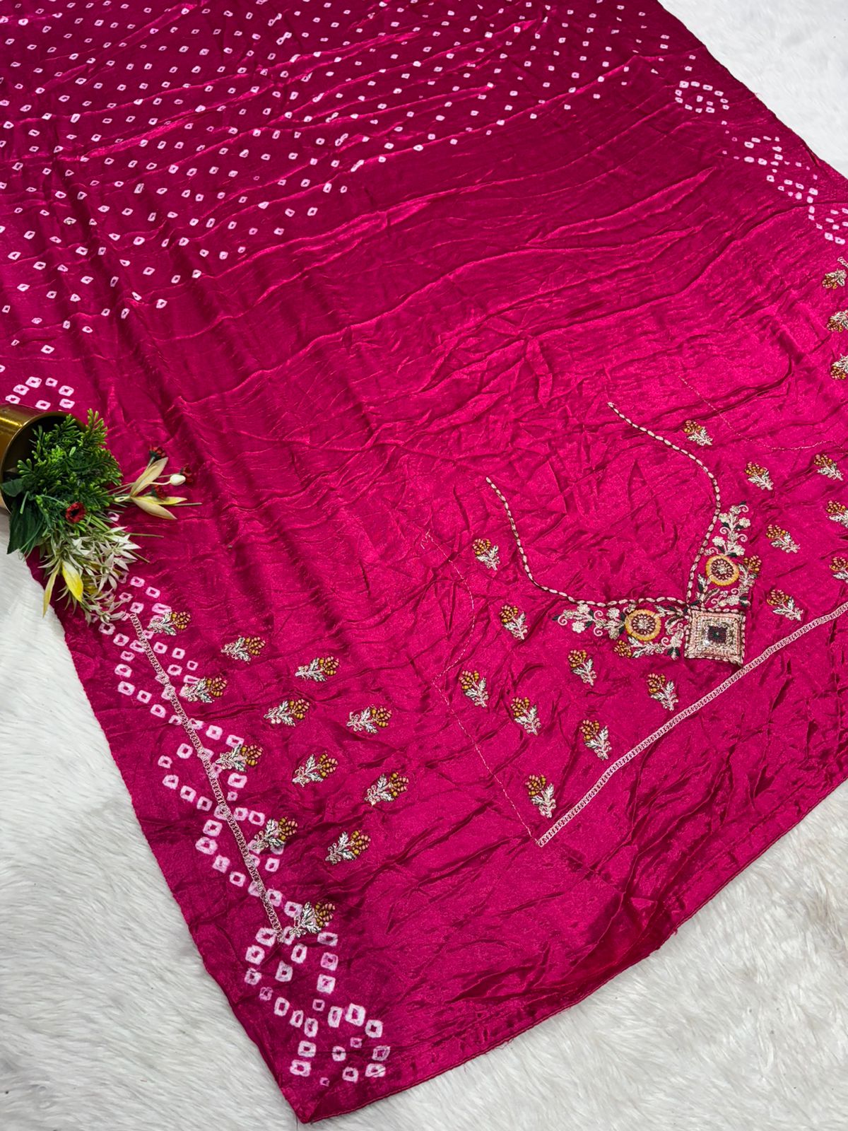 🪔 Traditional Bandhani Saree with Kachhi Embroidery & Mirror Work | Festive & Wedding Wear