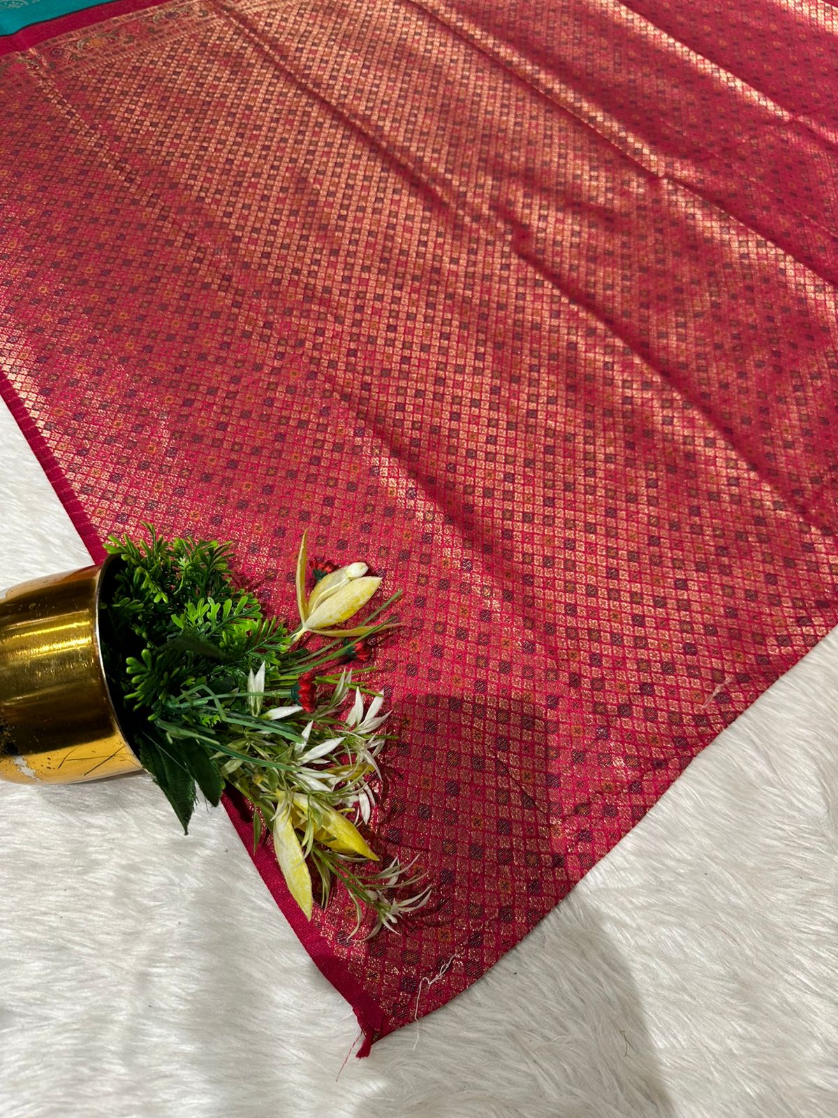 Traditional Kanjivaram Silk Saree with Royal Zari Pallu & Blouse – Wedding & Festive Wear by Shagun Sarees ✨