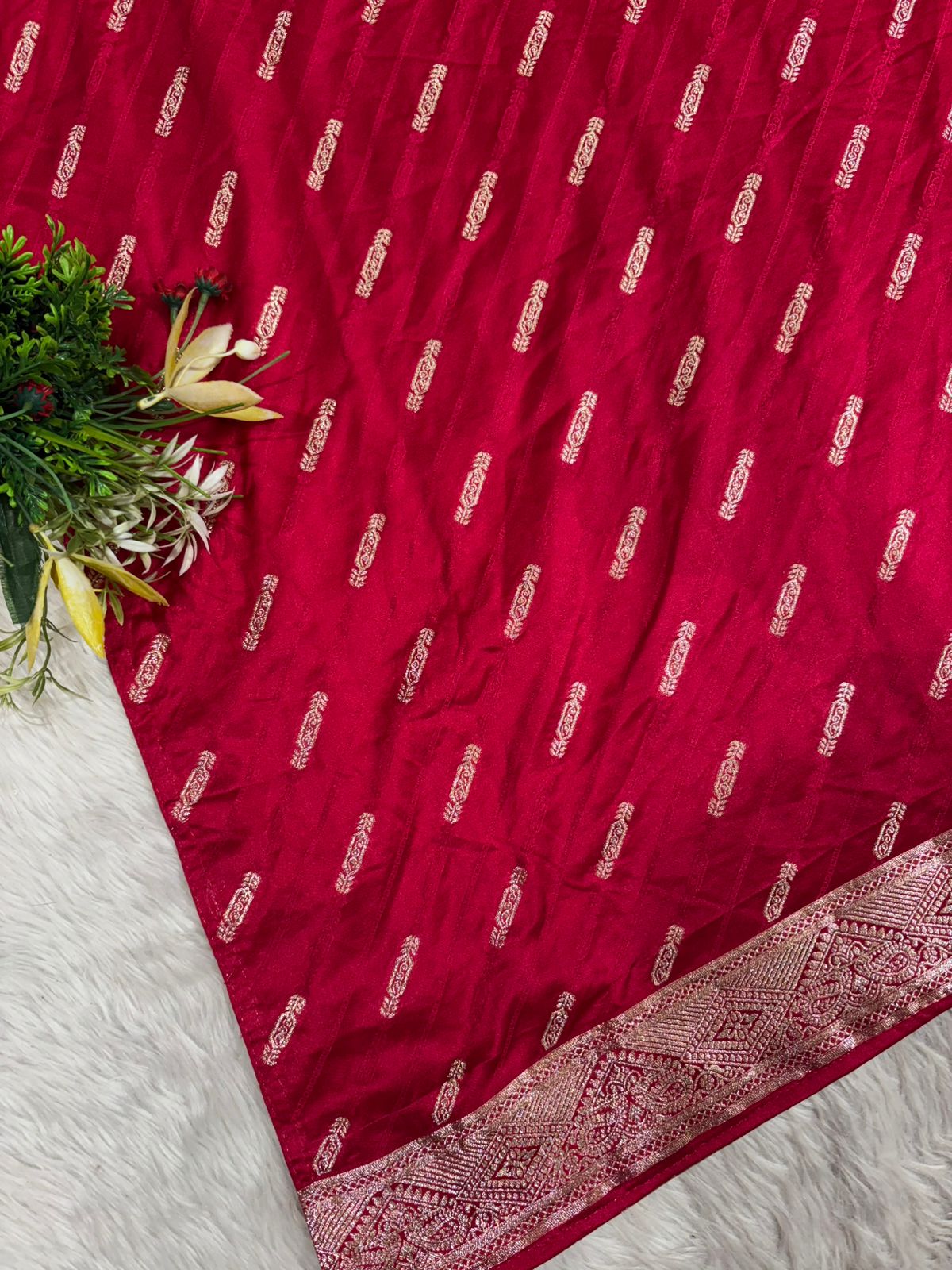 Banarasi Silk Saree for Women ✨ | Traditional Saree with Zari Work & Tassel Pallu | Shagun Sarees Exclusive