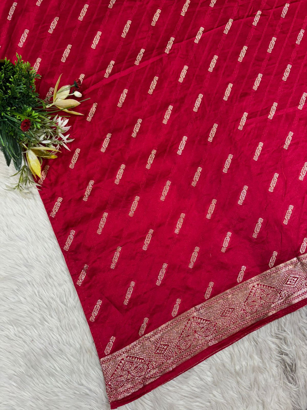 Banarasi Silk Saree for Women ✨ | Traditional Saree with Zari Work & Tassel Pallu | Shagun Sarees Exclusive