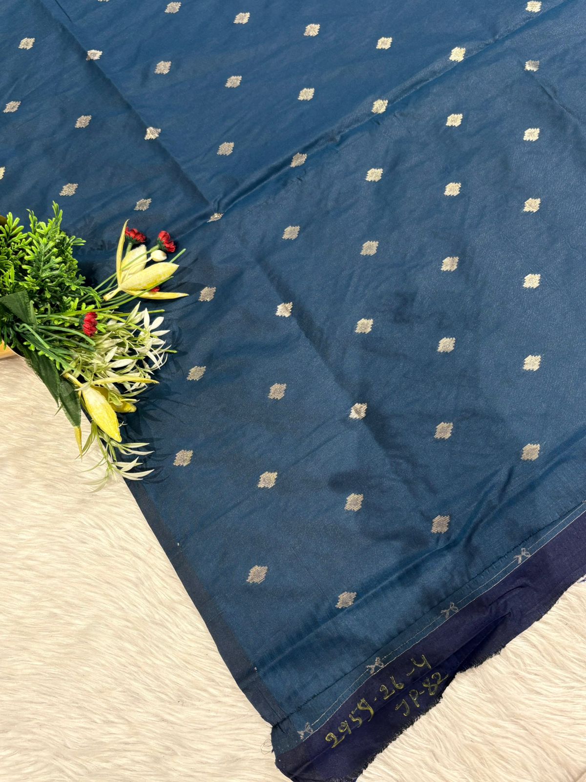 Traditional Patola Worked Saree with Heavy Embroidery & Zari Pallu | Wedding Wear by Shagun Sarees 💫