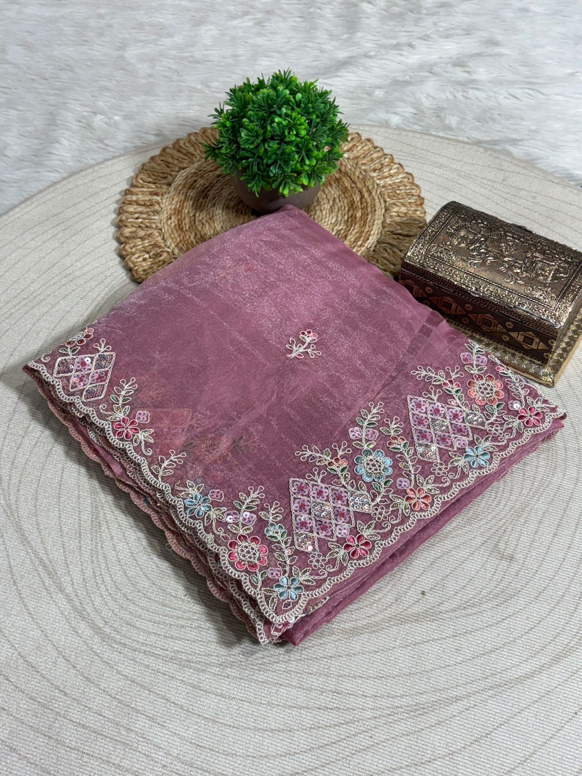 Elegant Organza Saree with Floral Zari Embroidery