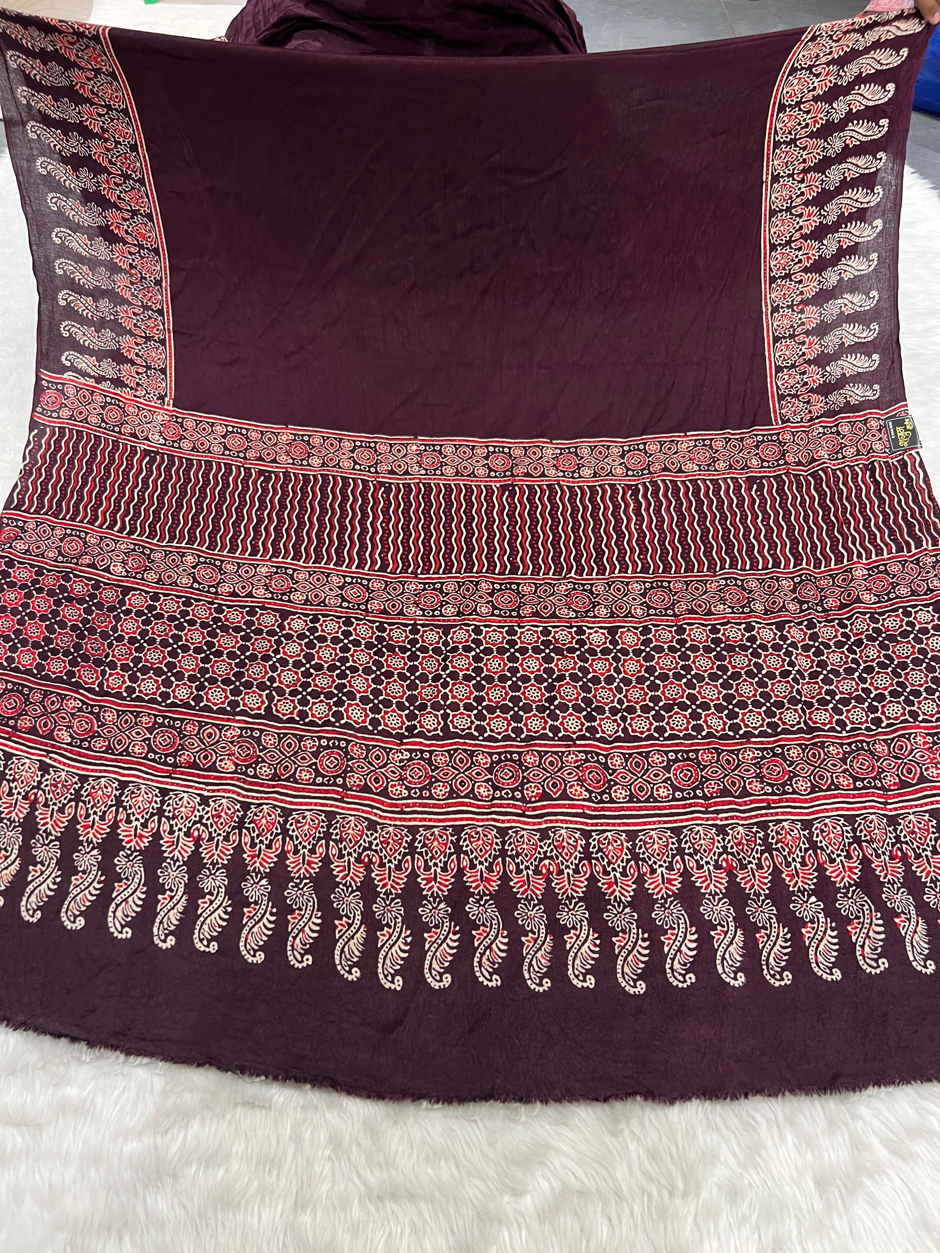 🧵 Elegant Maroon Ajrakh Print Saree 🌸 | Pallu with Lagdi Patto 💫 | Gala Border Beauty 💃 | Gujarat’s Timeless Weave 🇮🇳