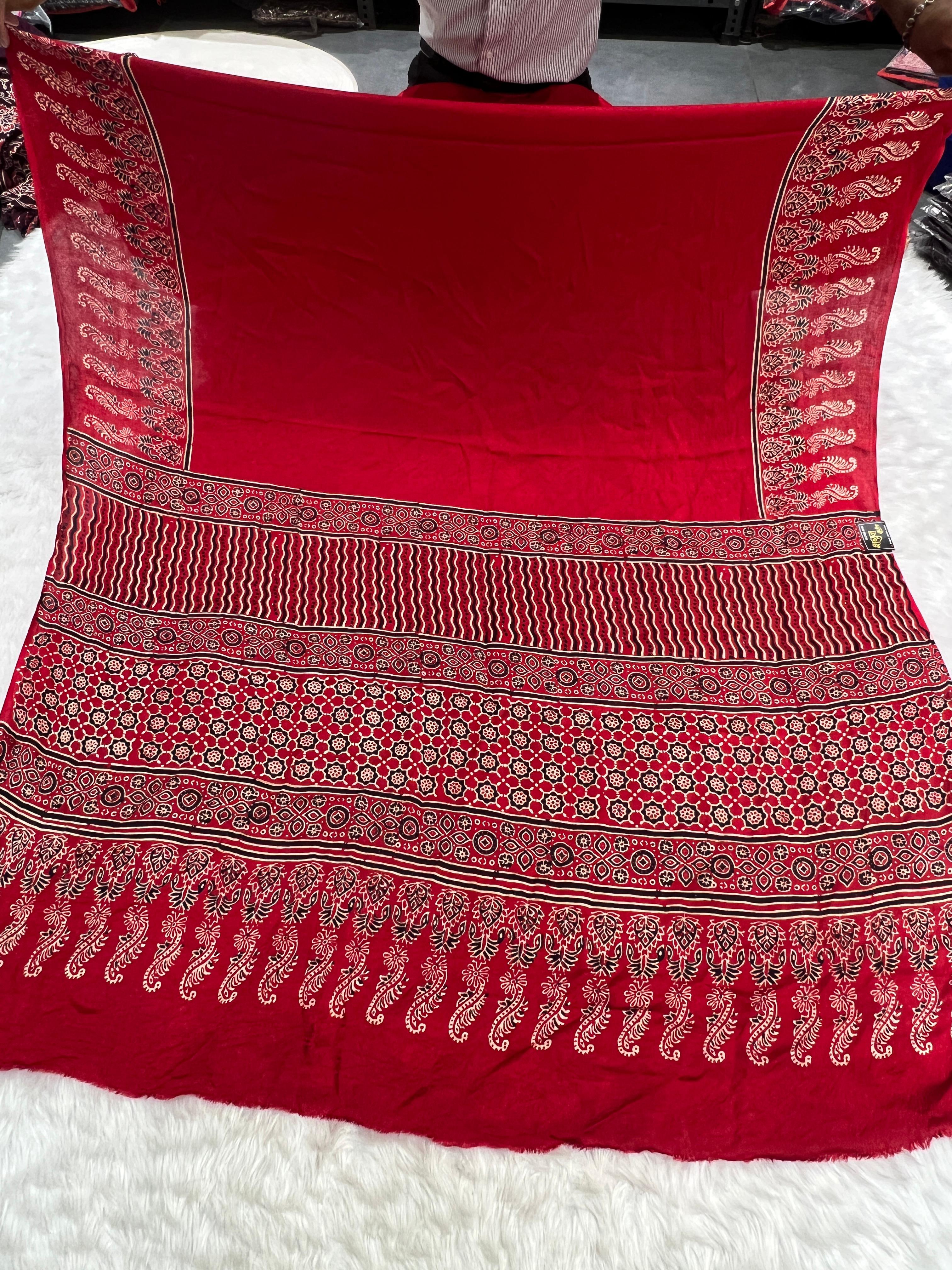 🧵 Elegant Maroon Ajrakh Print Saree 🌸 | Pallu with Lagdi Patto 💫 | Gala Border Beauty 💃 | Gujarat’s Timeless Weave 🇮🇳