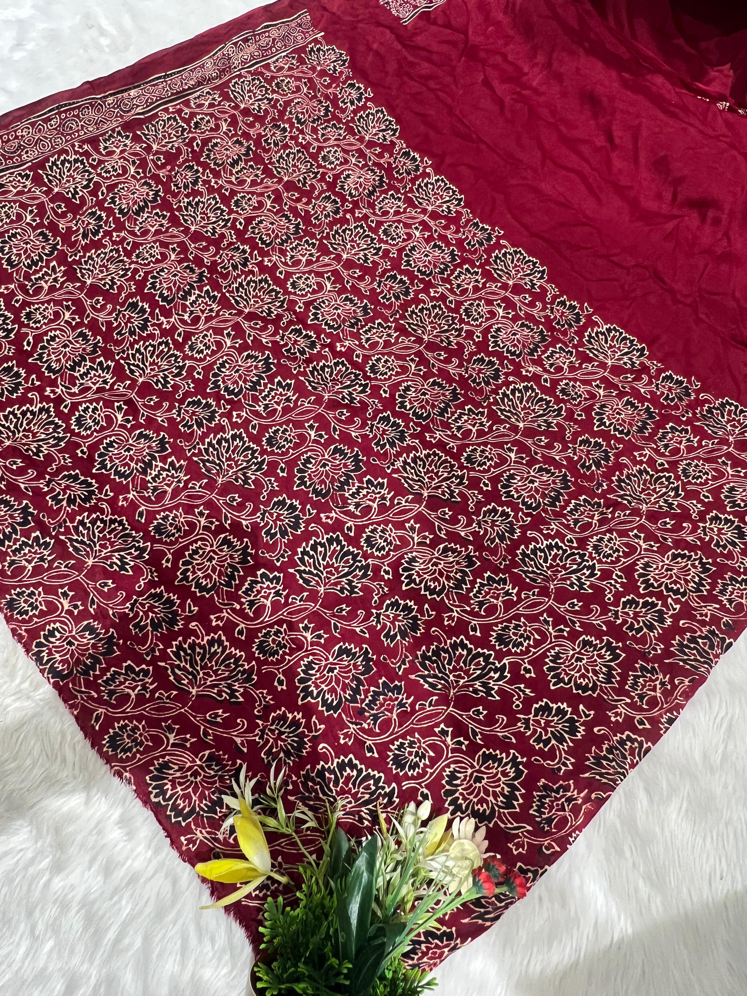 🧵 Elegant Maroon Ajrakh Print Saree 🌸 | Pallu with Lagdi Patto 💫 | Gala Border Beauty 💃 | Gujarat’s Timeless Weave 🇮🇳