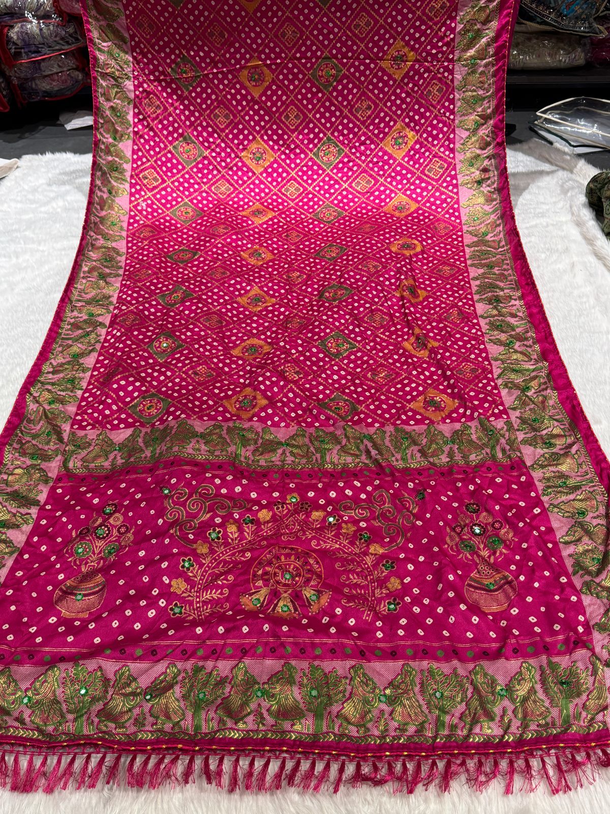 Affordable Gharchola Bandhani Saree – Tradition & Elegance 🌸✨