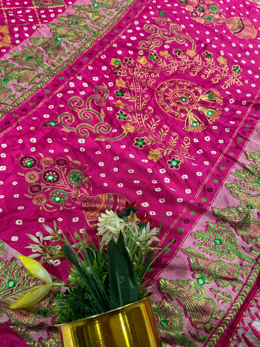 Affordable Gharchola Bandhani Saree – Tradition & Elegance 🌸✨