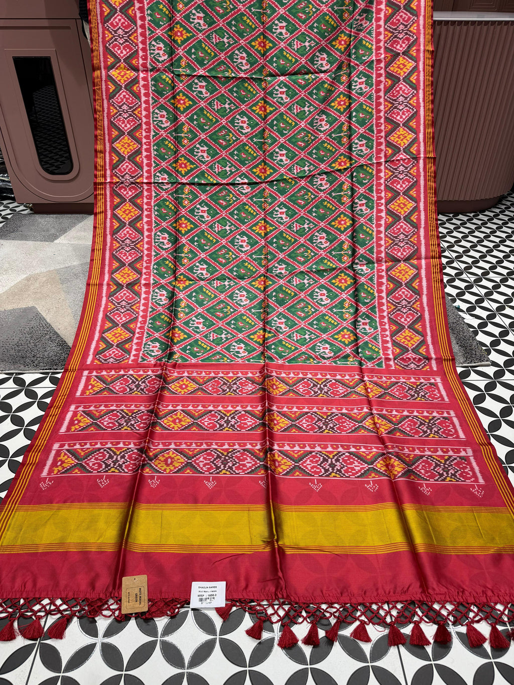 Vibrant Patola Style Saree with Traditional Ikat Motifs | Elegant Daily & Festive Wear by Zankhi Boutique 🌺